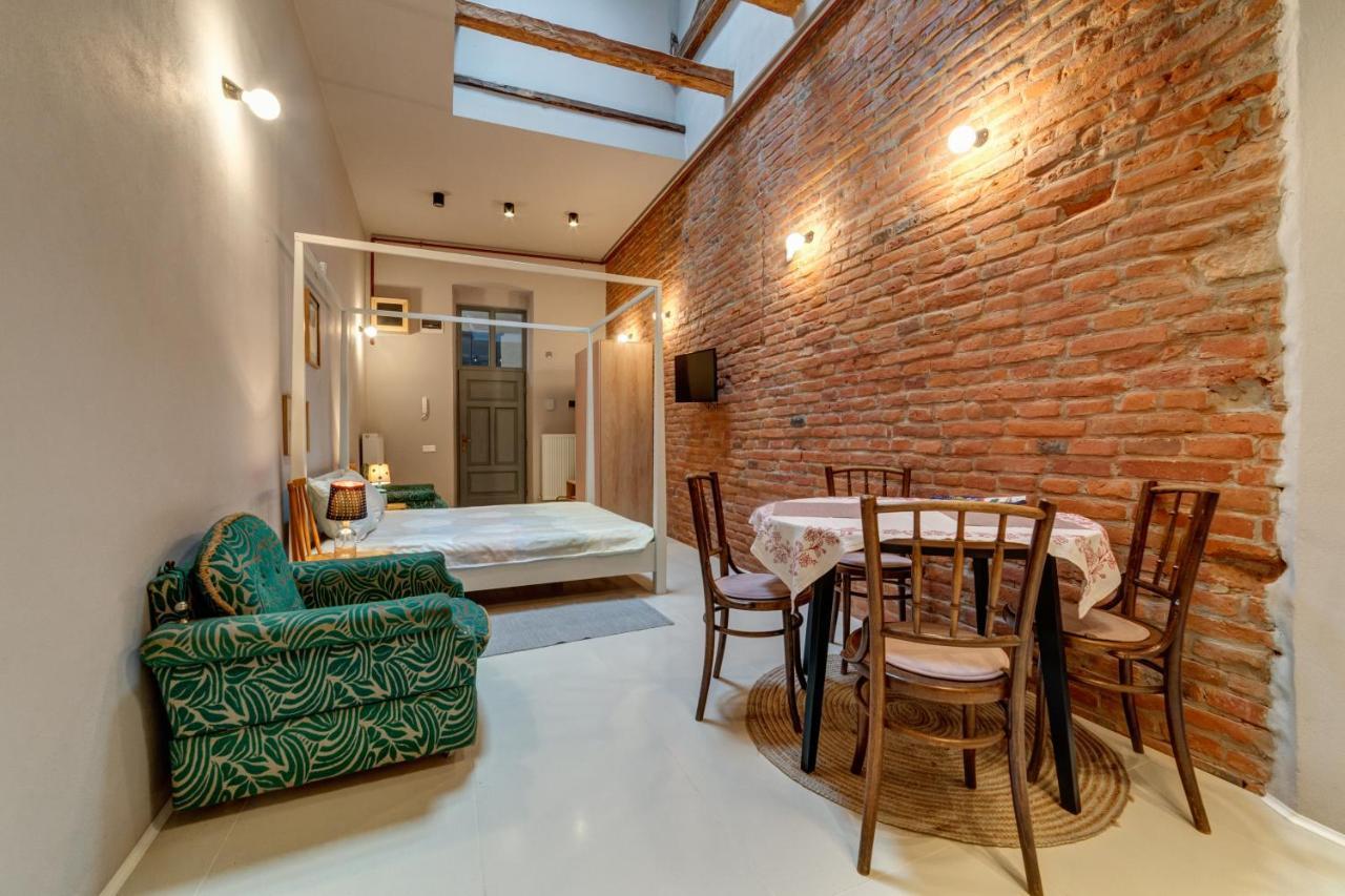 Apor Apartments Cluj-Napoca Exteriör bild
